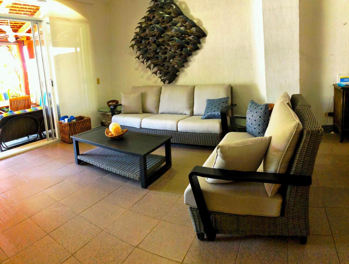 Casa Romantica De Playa Ixtapa  Kültér fotó